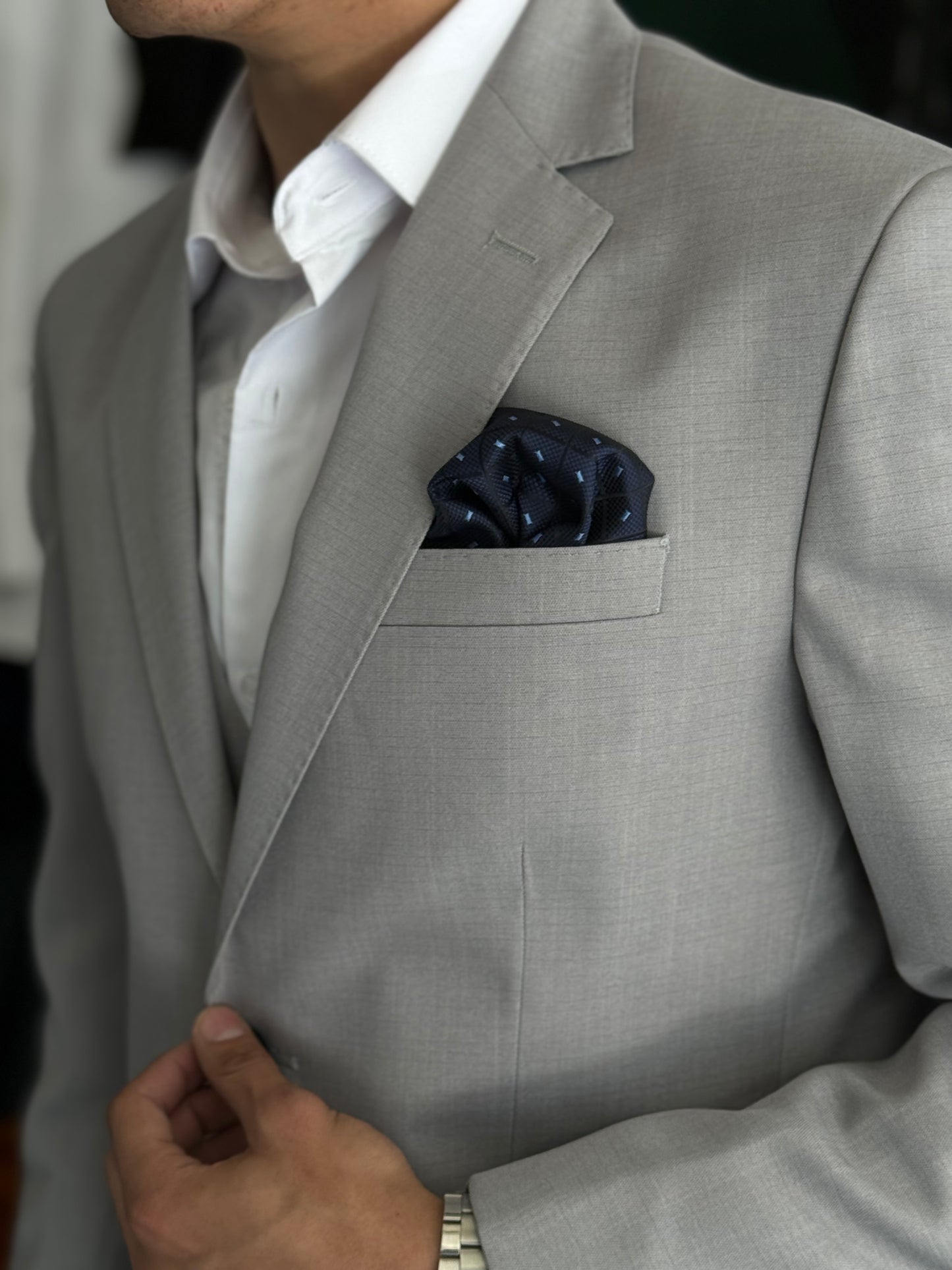 Traje Gris Perla
