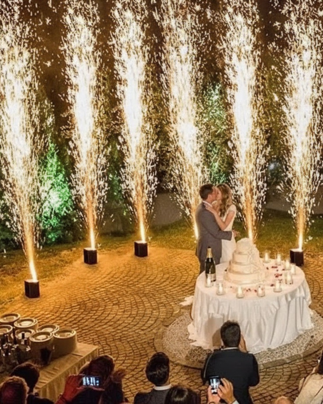 4 disparos de pirotecnia