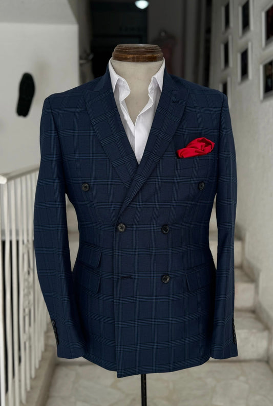 Traje Cruzado