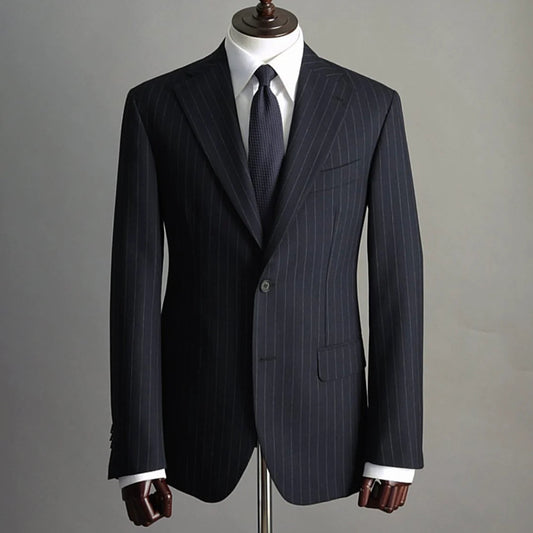 Traje 11 Negro Raya